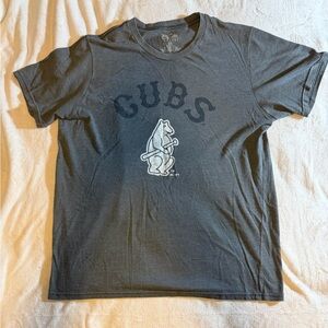Majestic Cubs Graphic Tee - Dark Gray